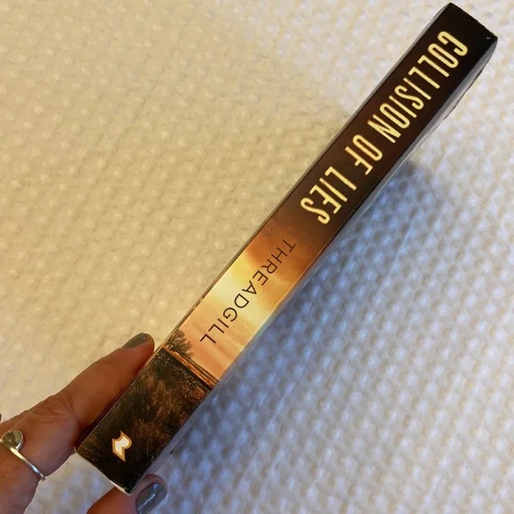 COLLISION OF LIES by TOM THREADGILL Softcover Paperback Suspense Mystery Fiction - Picture 6 of 8